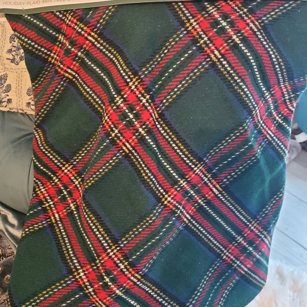🎄 Plaid Tree Skirt(s) 🎄